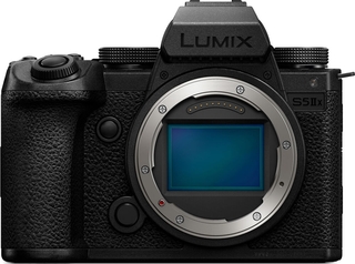Цифровой фотоаппарат  Panasonic DC-S5 II X body